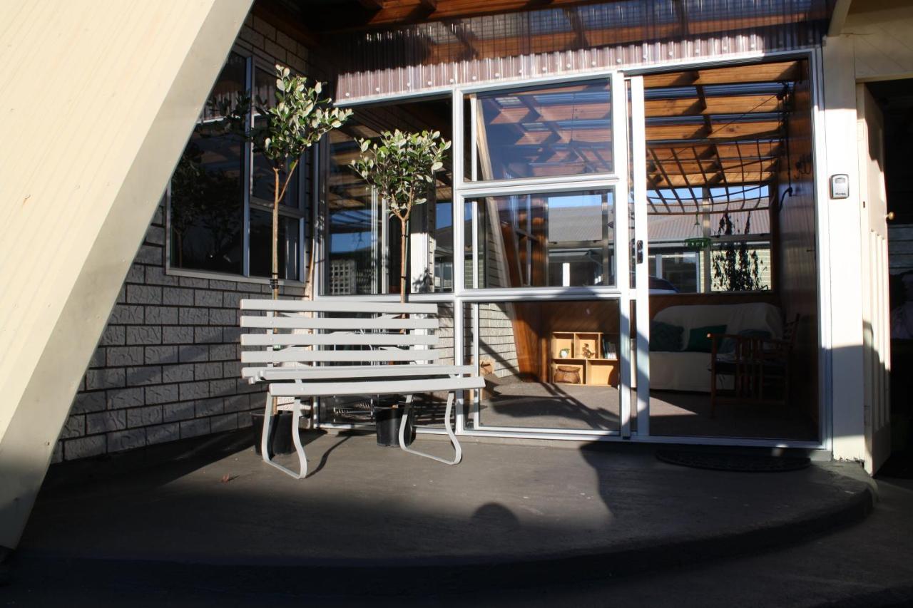 Classic A-Frame On Milford Te Anau Exterior foto